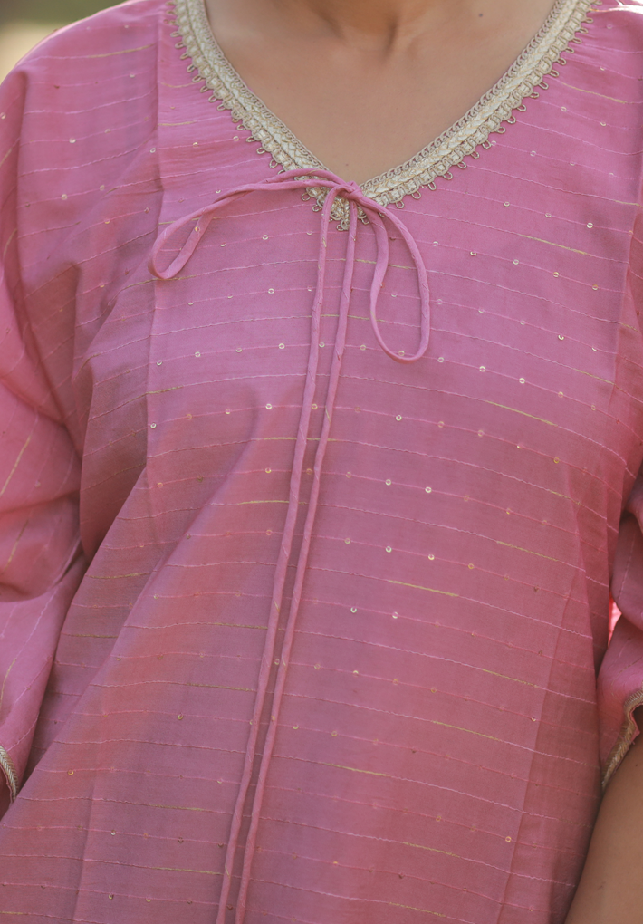 Beautiful pink kaftan in muslin cotton with  mild crochet work and thread detail