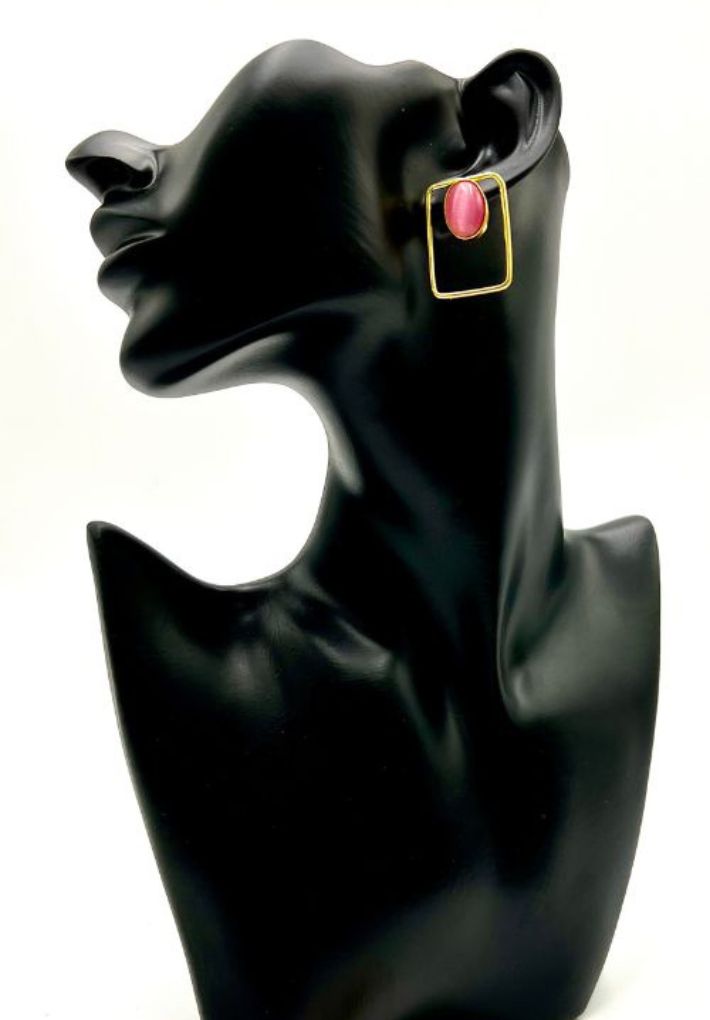 Beautiful earring set featuring dark pink stone. Handcrafted statement jewellery.